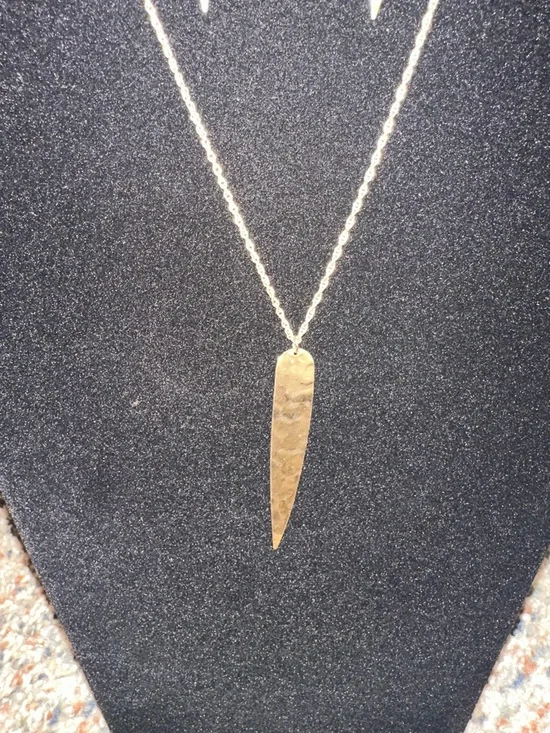 VINTAGE Holly Yashi -Hammered Gold Necklace & Earring Set - Picture 4 of 16